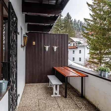 شقة Haus Excelsior 2 *